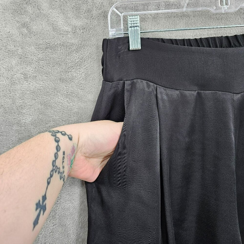 1 State On Point Satin Shorts S Black Flat Front Elastic Waist Zip High Rise New - Picture 4 of 12
